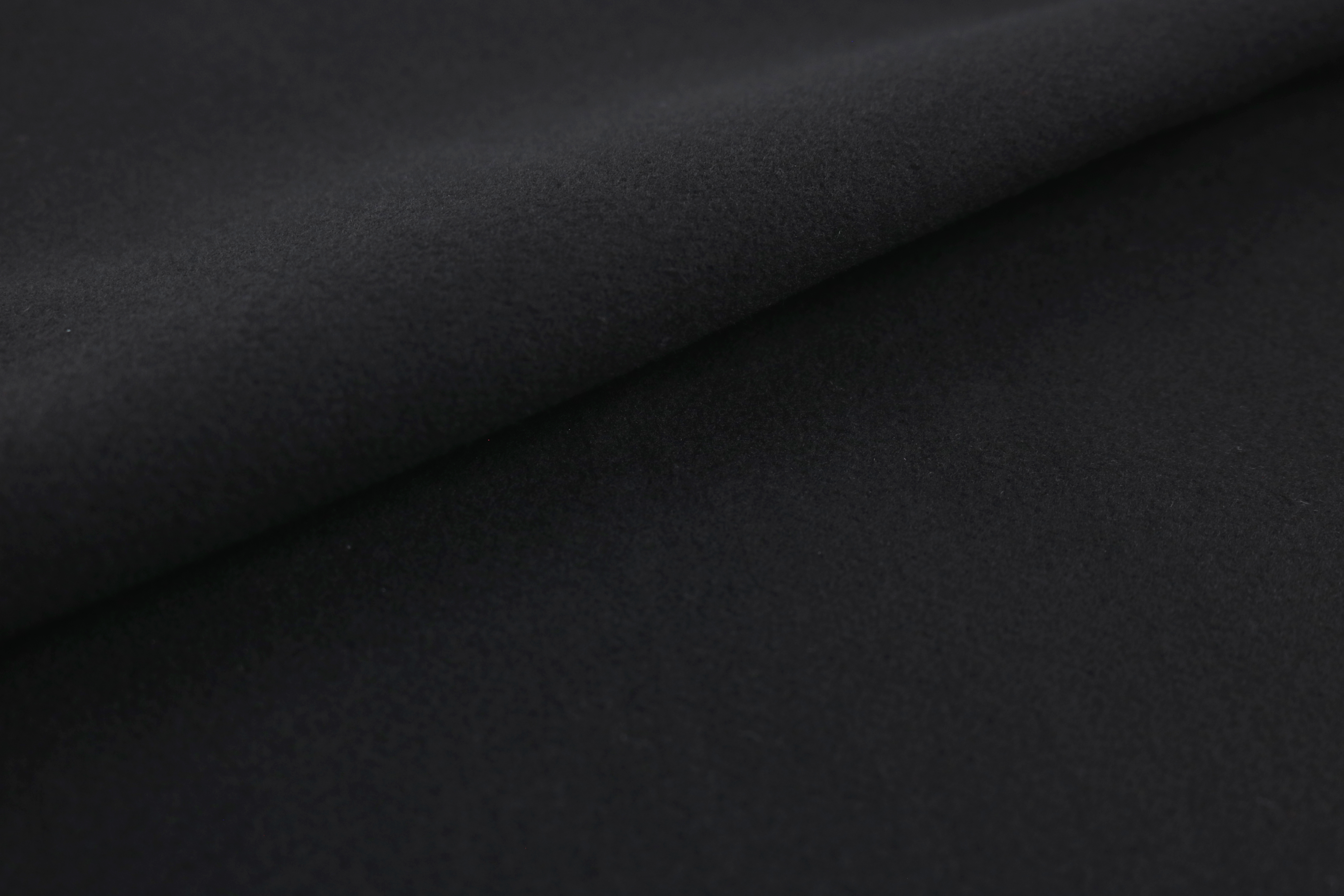 BC 742300 Велюр (Black)