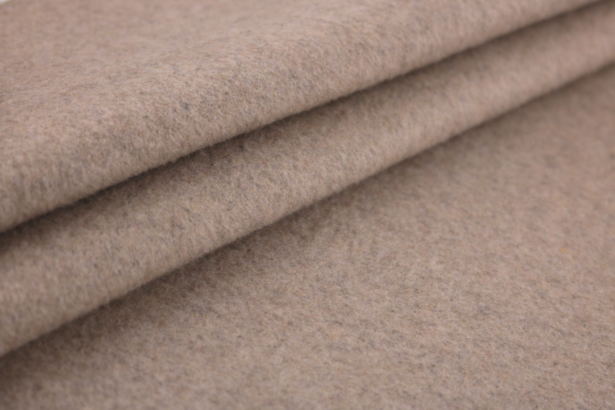 A 242312 (Beige)