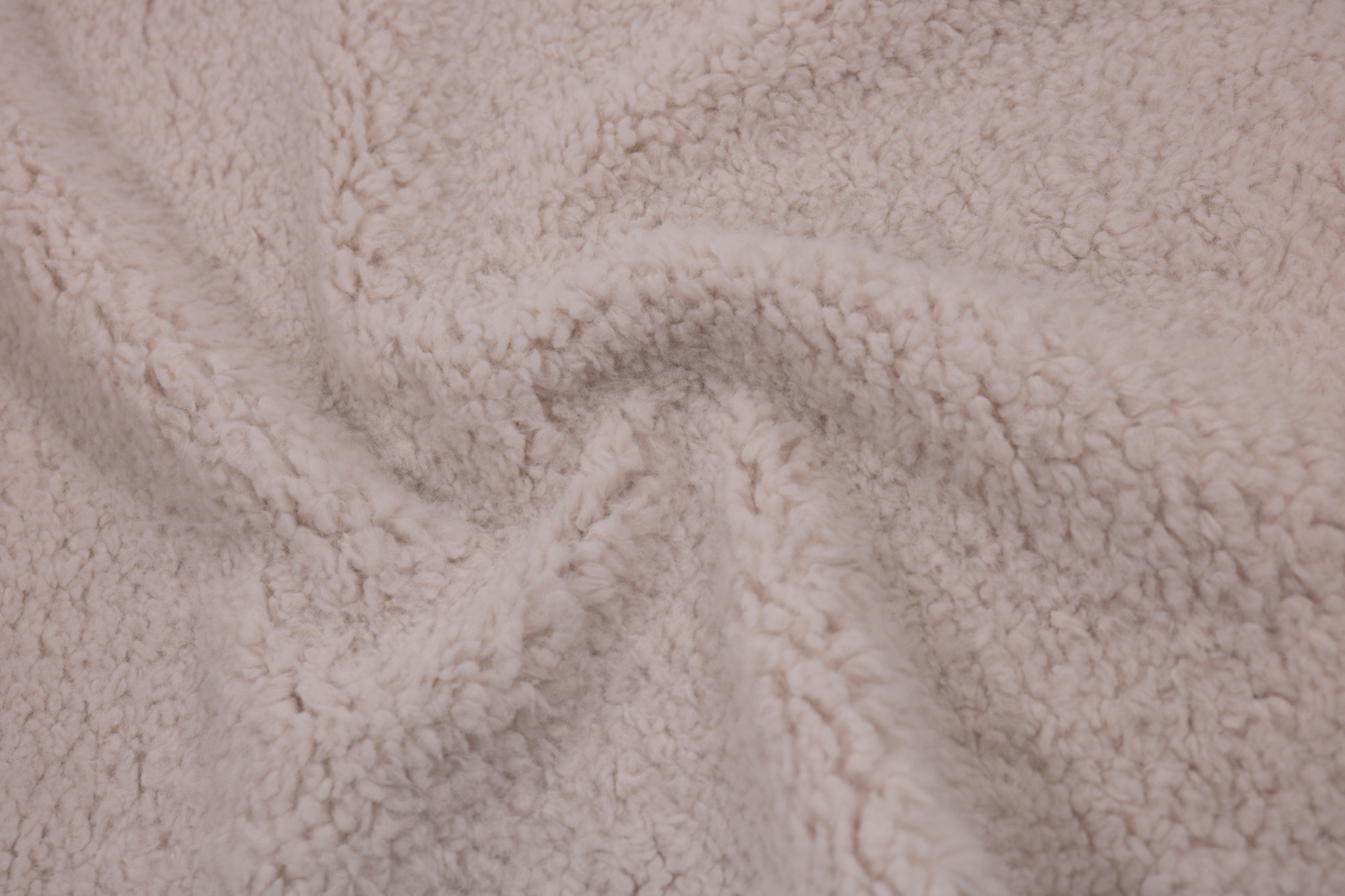 Мех M37-672101_Peach_IMG_3655_3